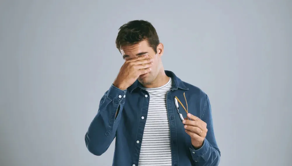 articles/pages/metatags.glasses-ear-pain.title.text