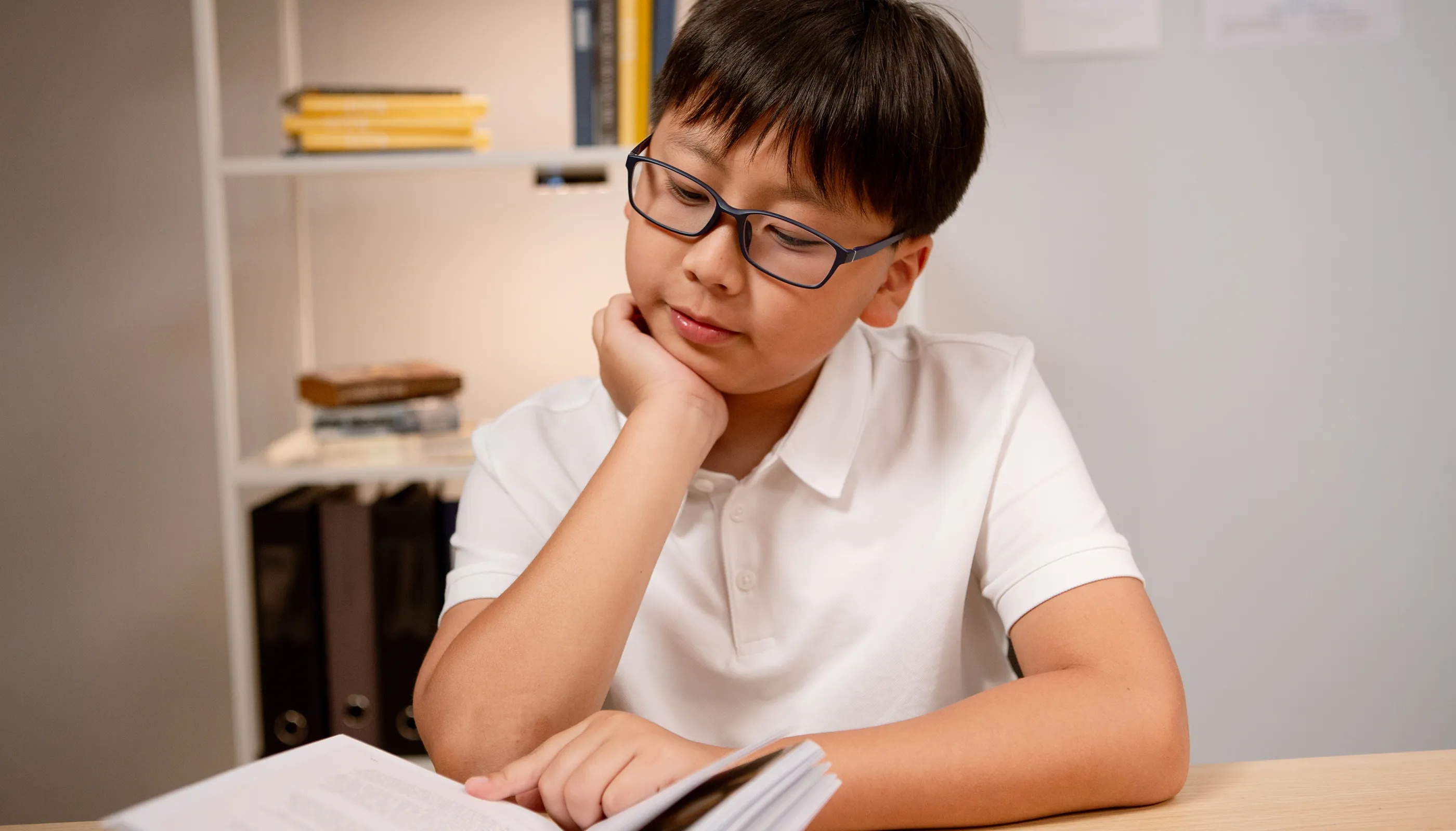 How to Manage Myopia and Prevent It from Worsening