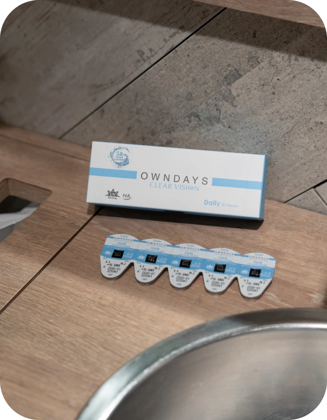 Contact lens concept 2