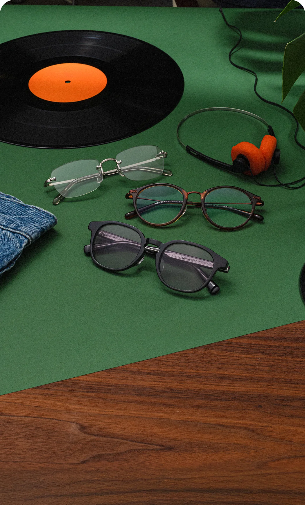 OWNDAYS × FREAK'S STORE