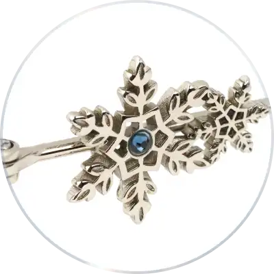 ត្រូវបានធ្វើដោយគ្រឿង Swarovski ពីប្រទេសអូទ្រីស ។ 