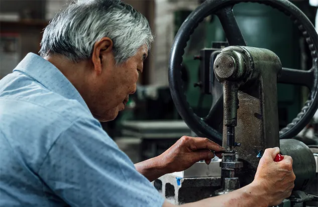 「金屬加工」作業