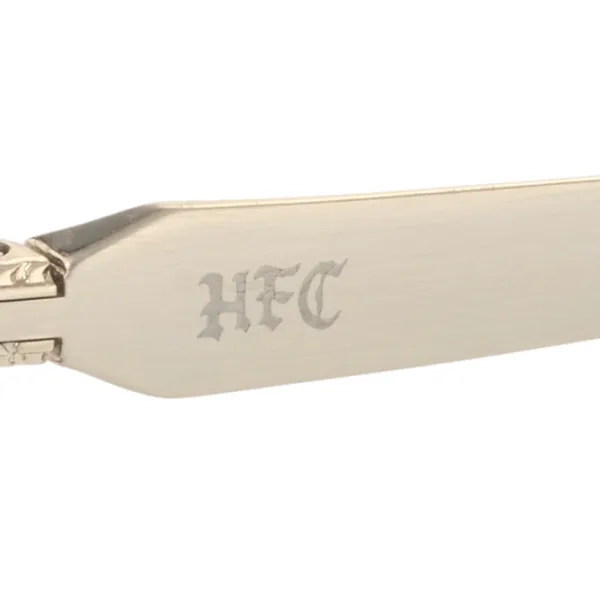 テンプルに「HFC」のロゴ