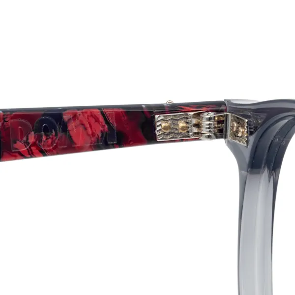 テンプルの内側に「UPSIDE DOWN」の刻印