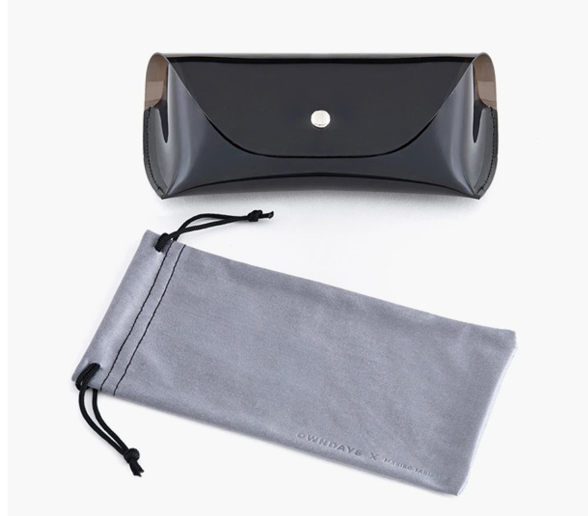 Original Semi-hard Case & Drawstring Cleaning Cloth