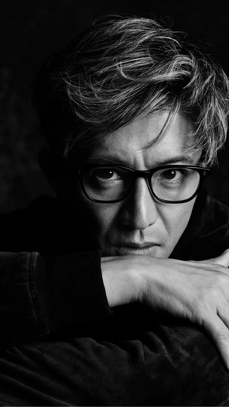 BACK in BLACK | 黑框, 很可以吧?