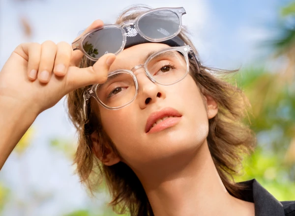 VERSATILE 2-IN-1 SPECTACLES