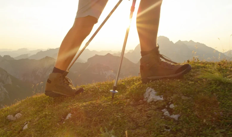 登山用サングラスはなぜ必要？ピッタリなサングラスの選び方を解説