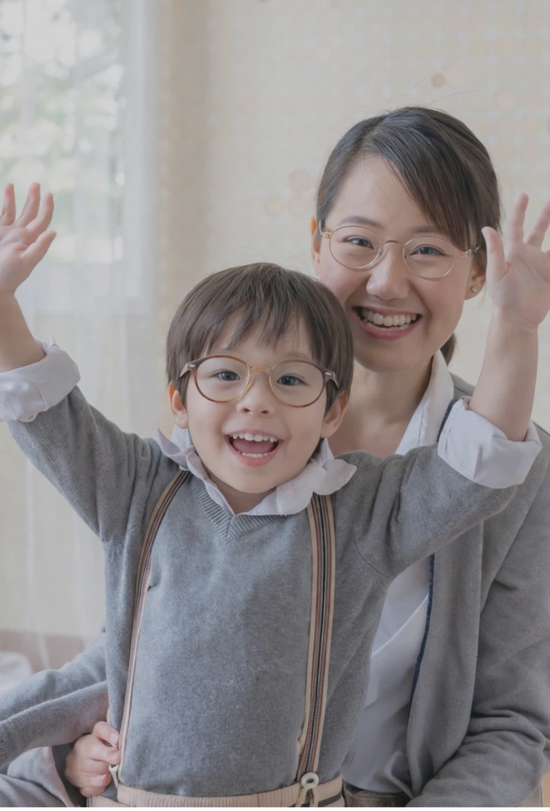 「子育て応援パスポート」でOWNDAYSのメガネをお得に！