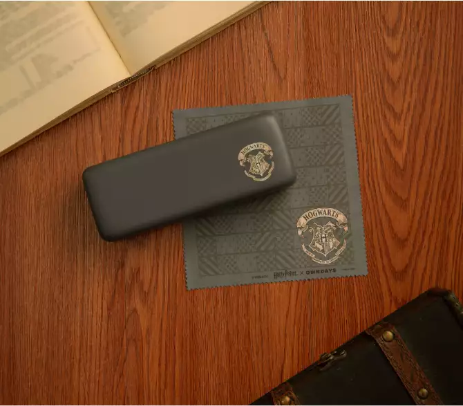 Wizard’s Eyewear Case & Cloth